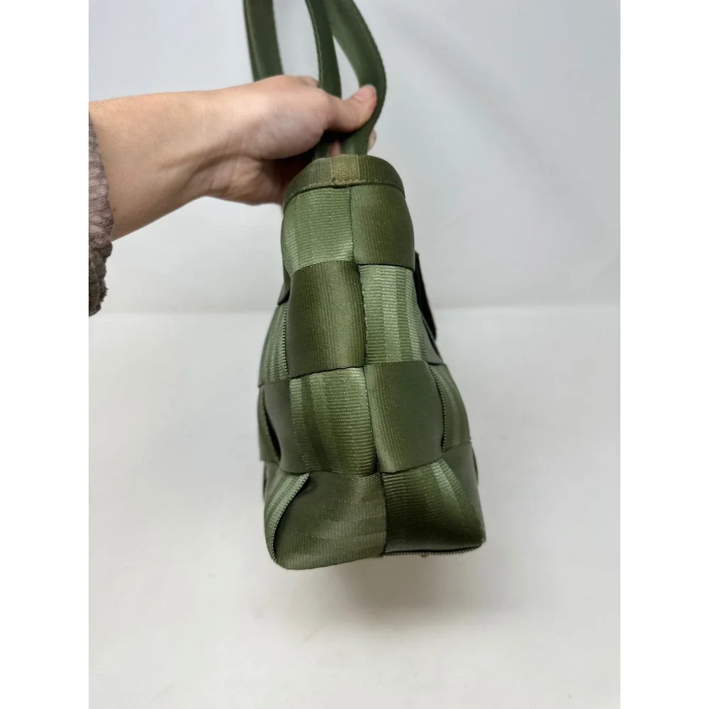 Harveys Original Y2K Double Strap Shoulder Seat Belt Bag Green
